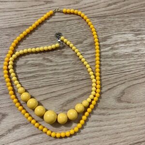 Unbranded Beaded Necklace Set Womens OS Yellow Retro Mod Graduated POP